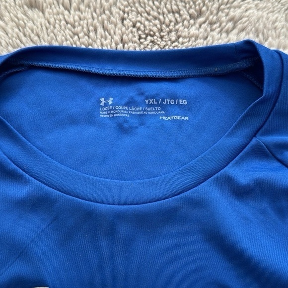 Under Armour Youth Boy XL Drifit Activewear Short Sleeve Shirt Top Royal Blue - Picture 3 of 5